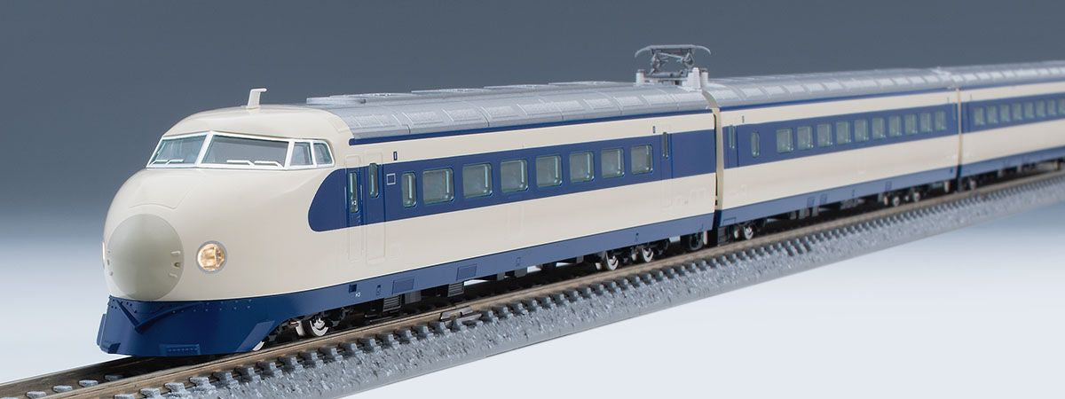  Tomix 98730 JNR Series 0 Tokaido/ Sanyo Shinkansen 'Large Window Early Type/ Hikari/ Hakata Opening Configuration' 8 Cars Set (N Scale)